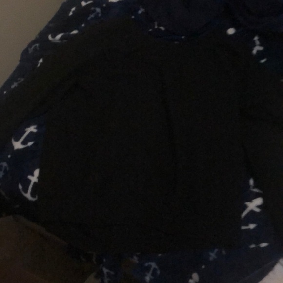 Black sweatshirt - Picture 1 of 1